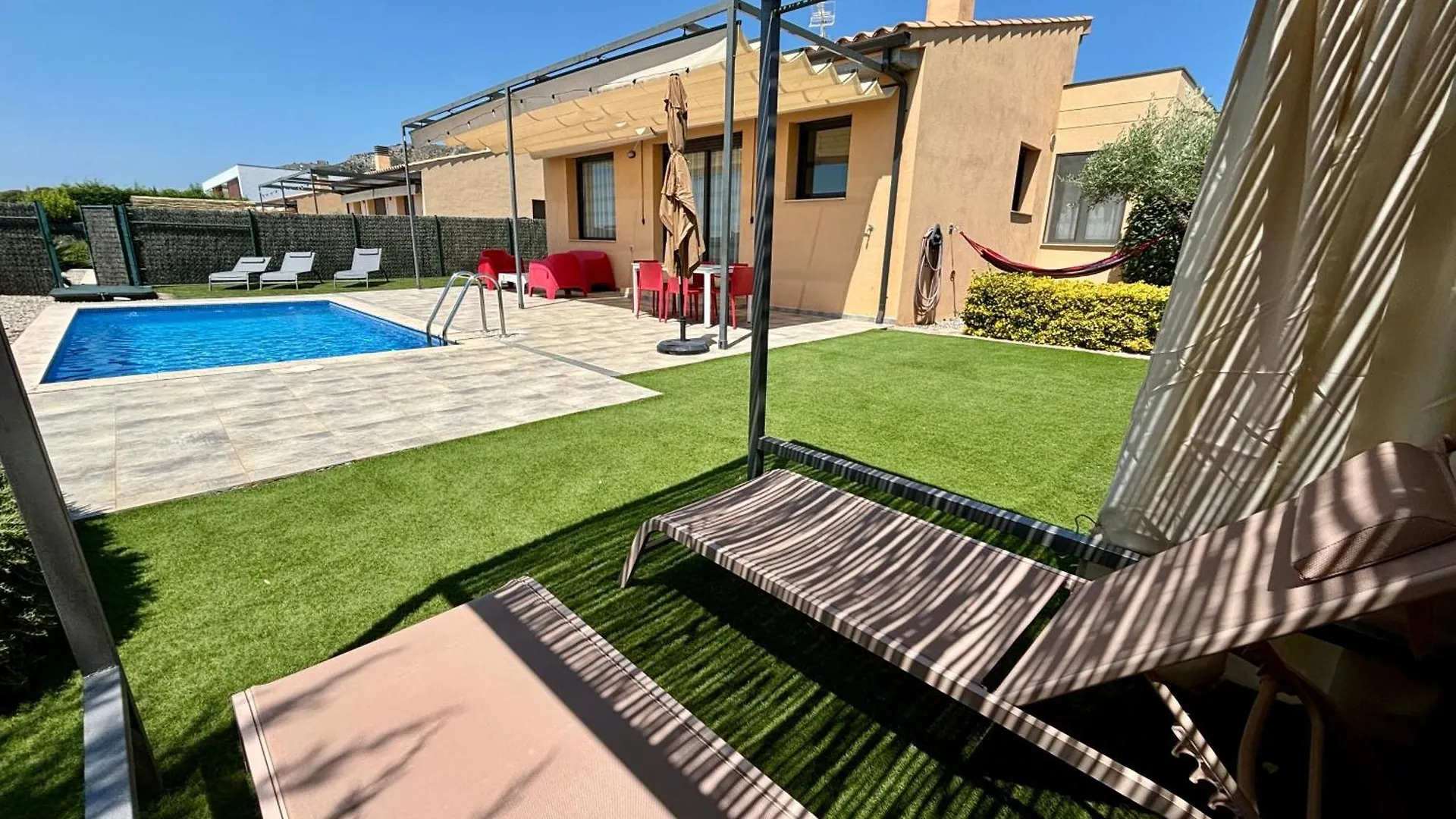 Lichtdurchflutete Ferienvilla Mit Pool Torroella de Montgrí